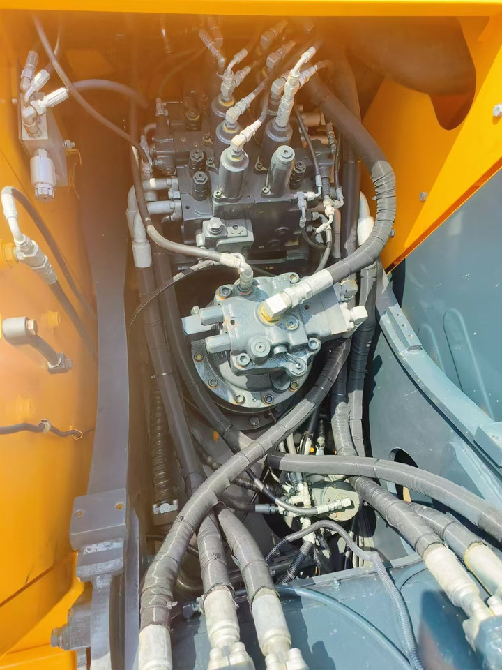 Pelle sur pneus Hyundai Korea imports Hyundai 210 Wheel excavator [ Copy ]: photos 6