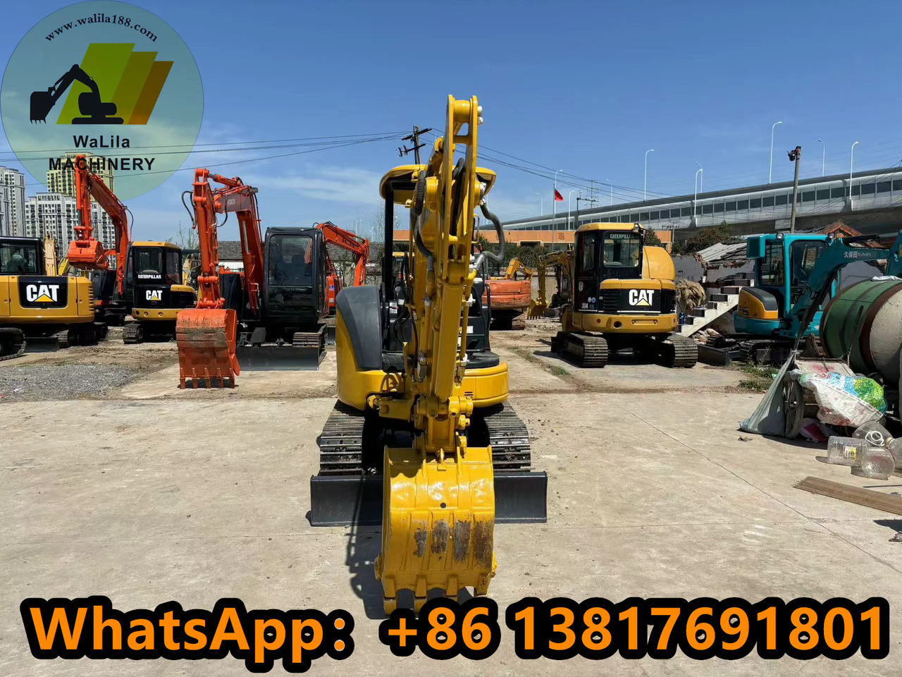 KOMATSU Pc35 - Mini pelle: photos 2 KOMATSU Pc35 - Mini pelle: photos 2