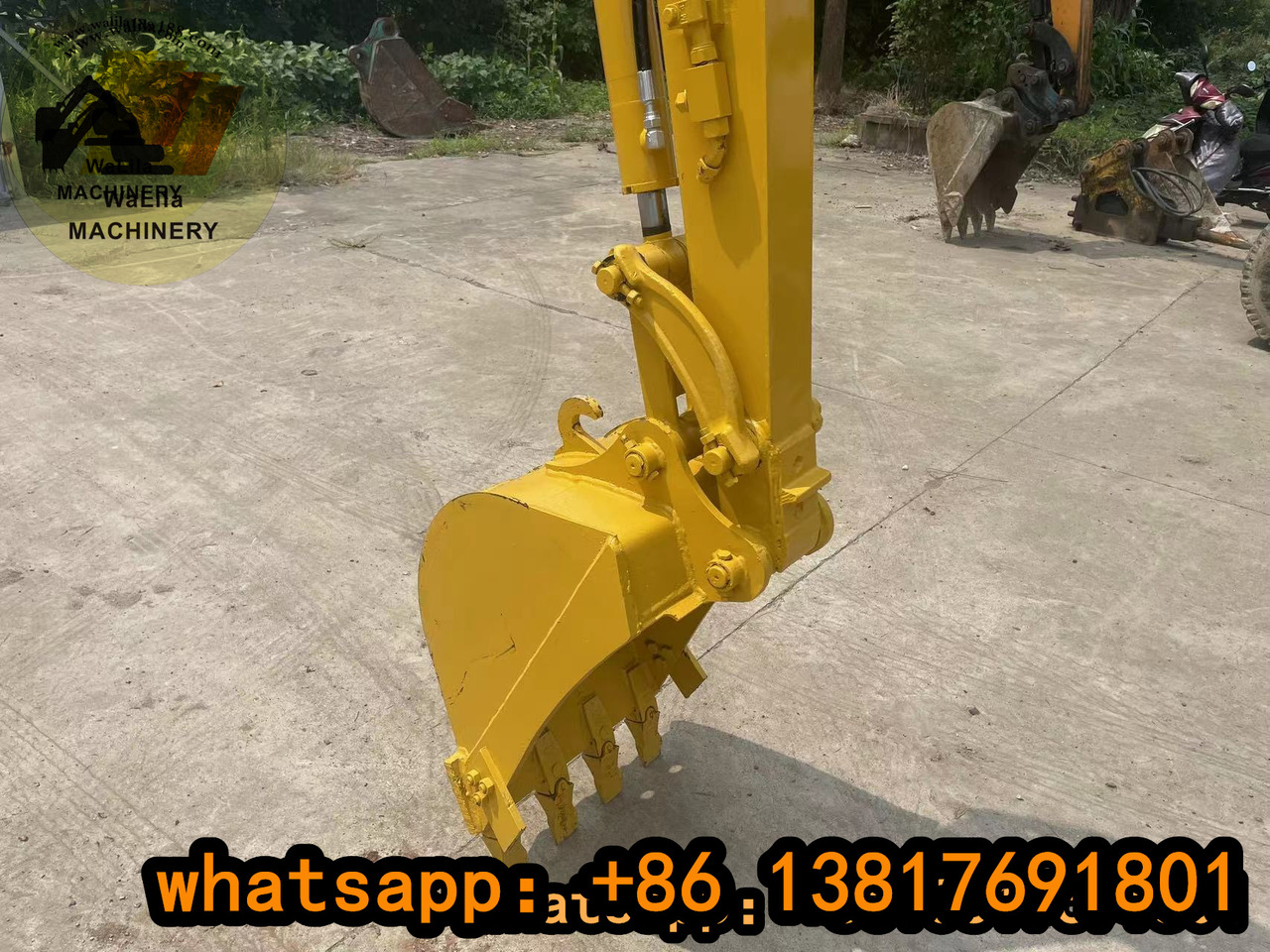 Komatsu PC 30 MR-3 Komatsu 30, Komatsu 35-3 - Mini pelle: photos 4 Komatsu PC 30 MR-3 Komatsu 30, Komatsu 35-3 - Mini pelle: photos 4