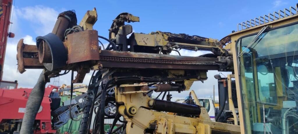 Atlas Copco ROC 812 Atlas Copco ROC 812 - Foreuse: photos 5 Atlas Copco ROC 812 Atlas Copco ROC 812 - Foreuse: photos 5