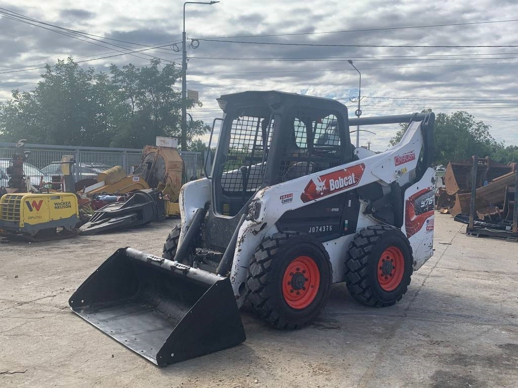 Bobcat S 76 - Mini chargeuse: photos 4 Bobcat S 76 - Mini chargeuse: photos 4