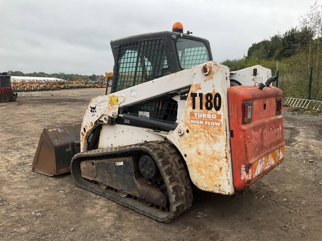 Bobcat T 180 - Mini chargeuse: photos 3 Bobcat T 180 - Mini chargeuse: photos 3