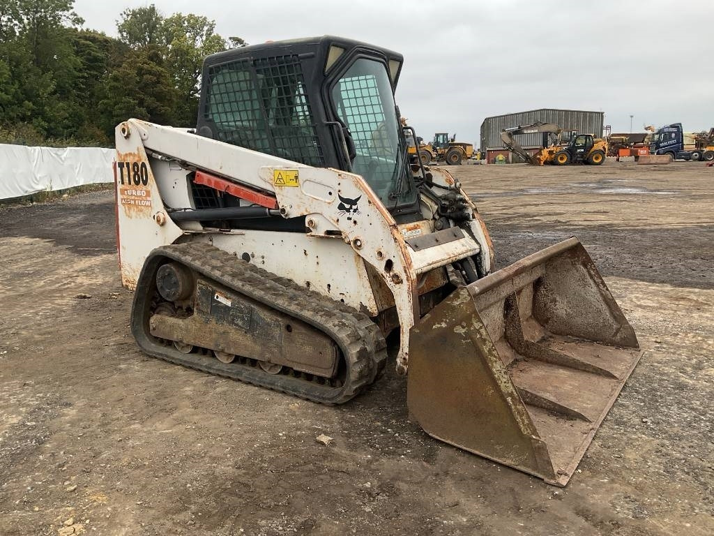 Bobcat T 180 - Mini chargeuse: photos 5 Bobcat T 180 - Mini chargeuse: photos 5