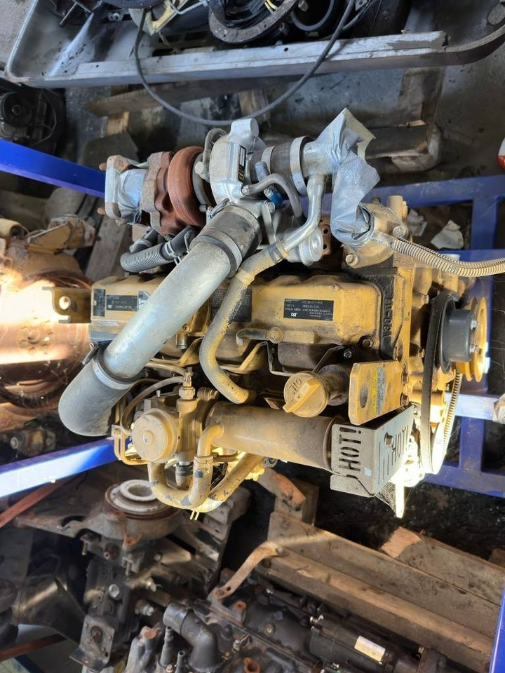 CAT C3.3B ENGINE - Moteur pour Engins de chantier: photos 2 CAT C3.3B ENGINE - Moteur pour Engins de chantier: photos 2
