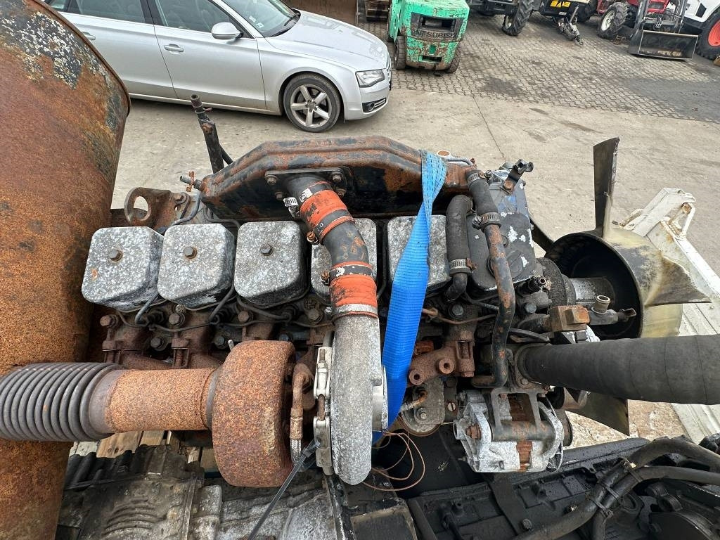 Cummins 315 - Moteur pour Engins de chantier: photos 2 Cummins 315 - Moteur pour Engins de chantier: photos 2