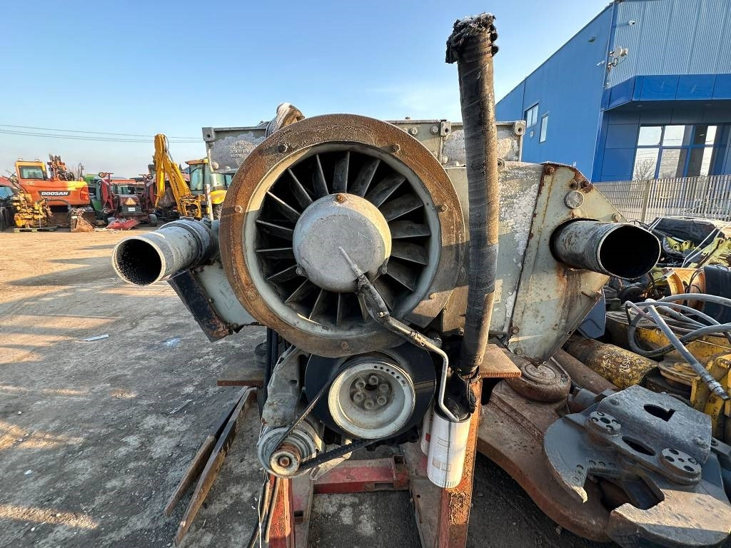 Deutz F10L413 FW - Moteur pour Engins de chantier: photos 4 Deutz F10L413 FW - Moteur pour Engins de chantier: photos 4