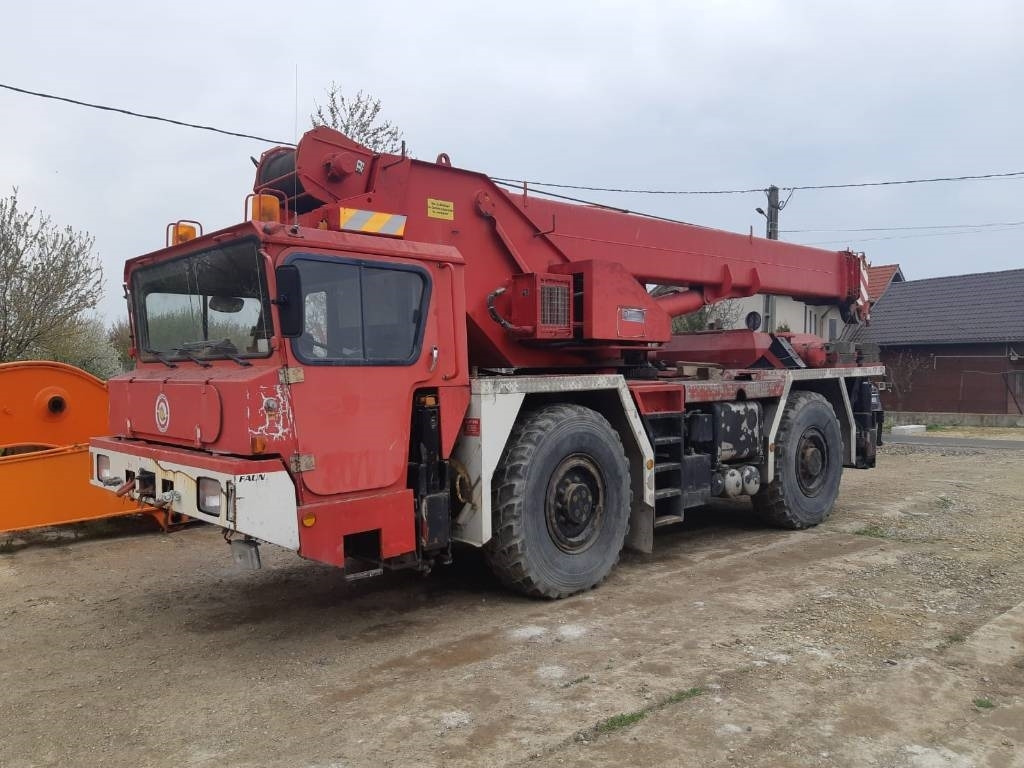 Faun RTF30 - Grue tout-terrain: photos 1 Faun RTF30 - Grue tout-terrain: photos 1