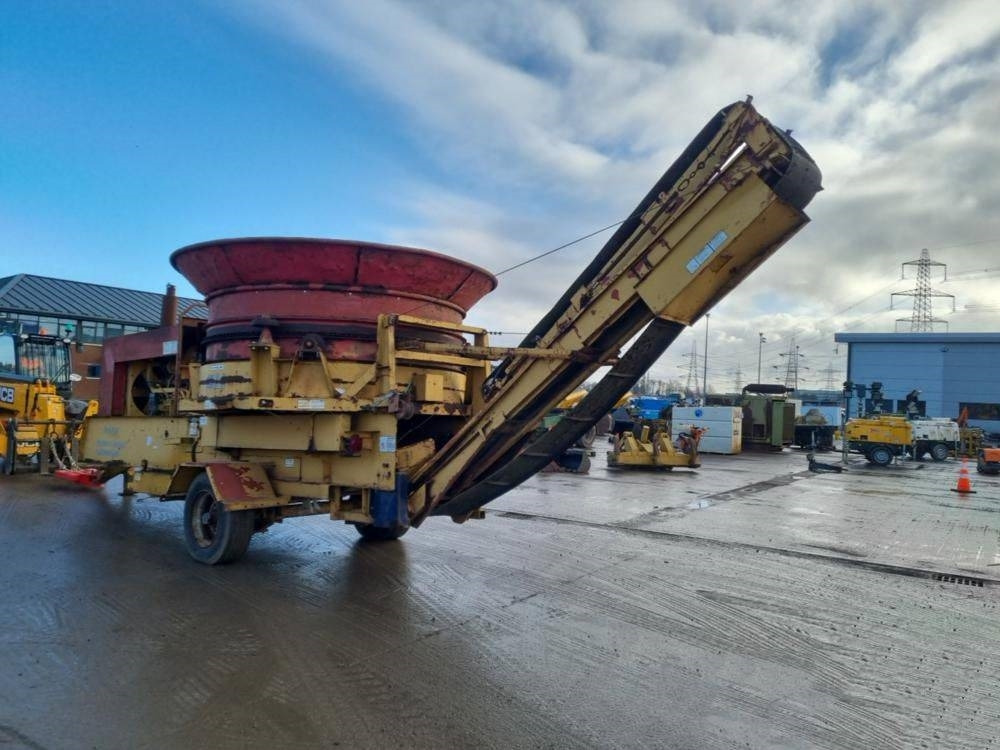 Broyeur de végétaux HD10 Duratech: photos 10 Broyeur de végétaux HD10 Duratech: photos 10