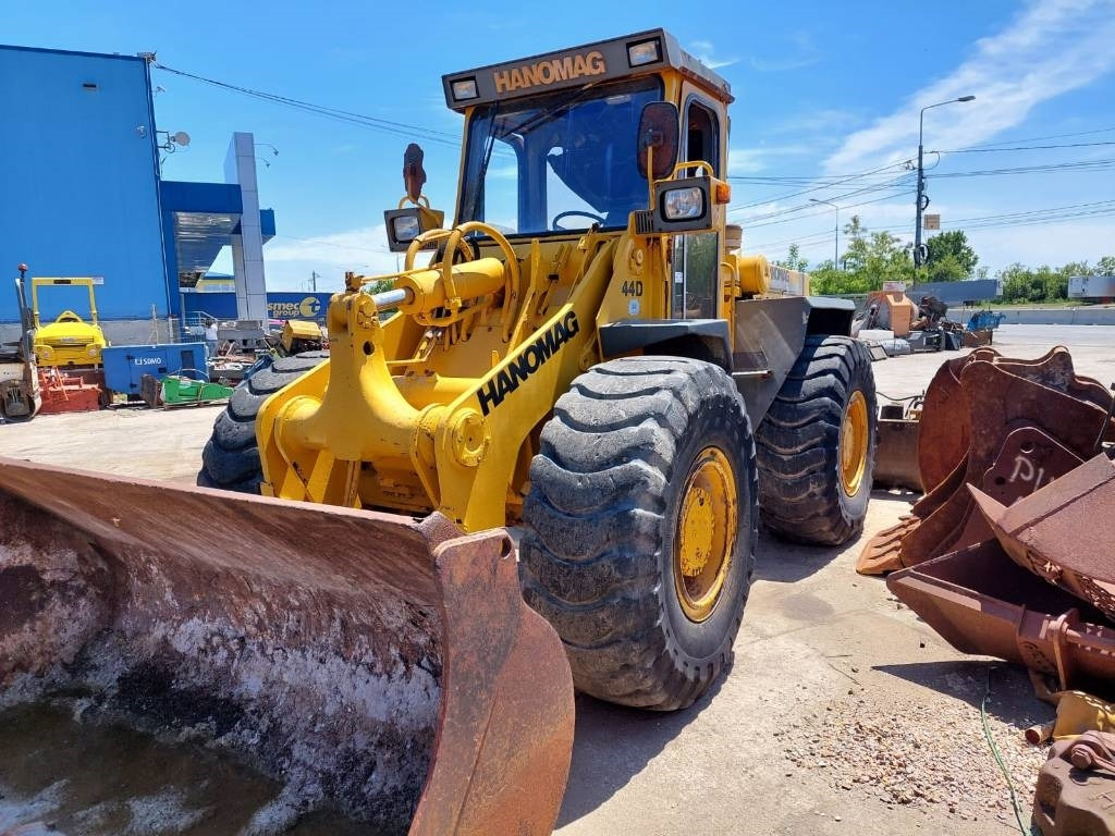 Hanomag 44D - Chargeuse sur pneus: photos 2 Hanomag 44D - Chargeuse sur pneus: photos 2