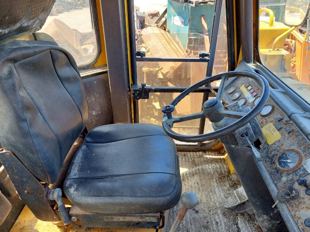 Hanomag 44D - Chargeuse sur pneus: photos 5 Hanomag 44D - Chargeuse sur pneus: photos 5