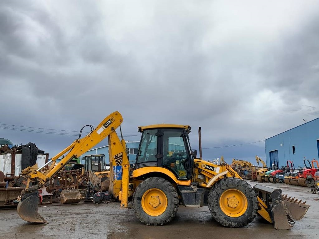 JCB 4 CX - Tractopelle: photos 3 JCB 4 CX - Tractopelle: photos 3