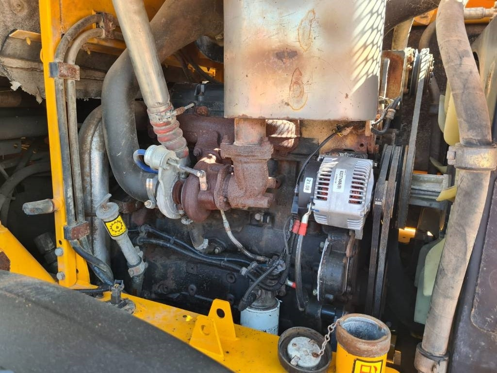 JCB 416HT - Chargeuse sur pneus: photos 5 JCB 416HT - Chargeuse sur pneus: photos 5