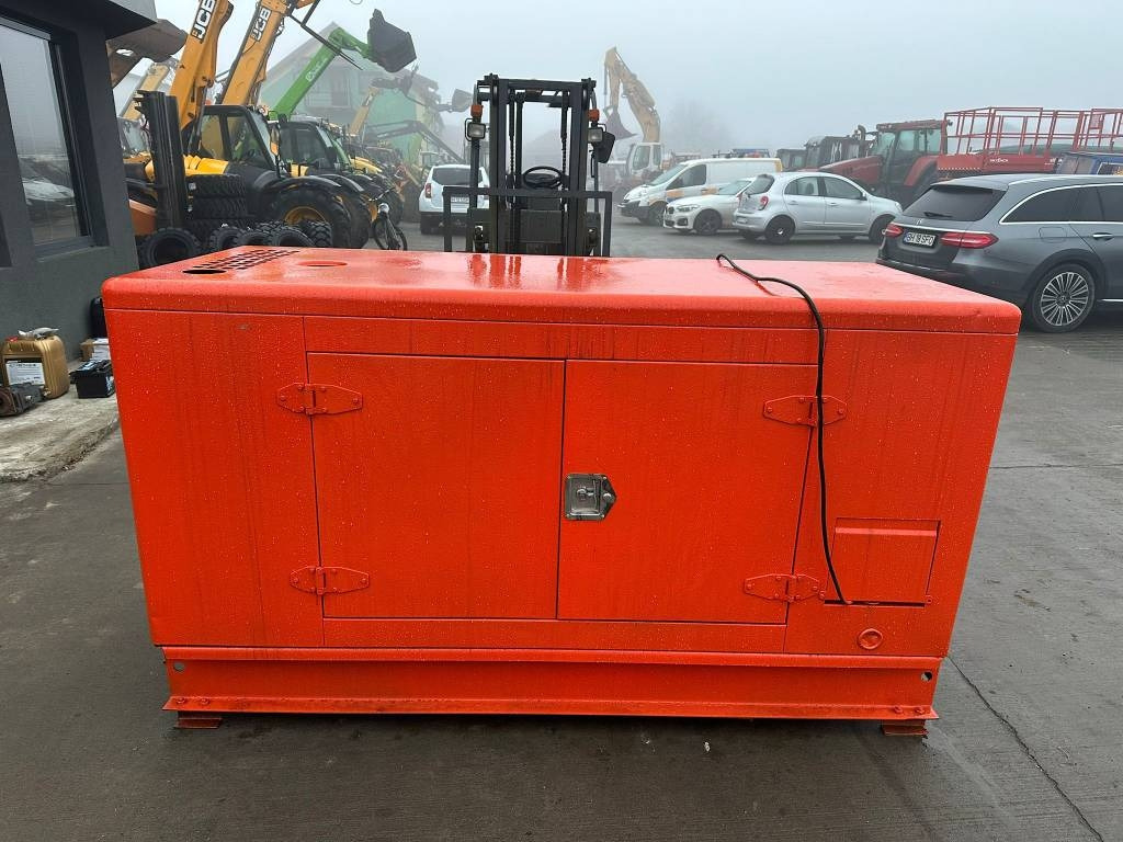 Kawakenki STC30 - Groupe électrogène: photos 1 Kawakenki STC30 - Groupe électrogène: photos 1