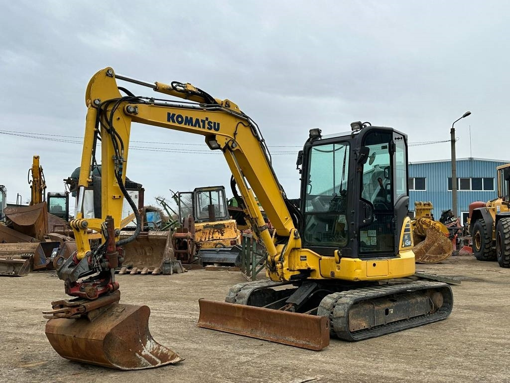 Komatsu PC 45 MR + RototiltRT20B - Mini pelle: photos 1 Komatsu PC 45 MR + RototiltRT20B - Mini pelle: photos 1