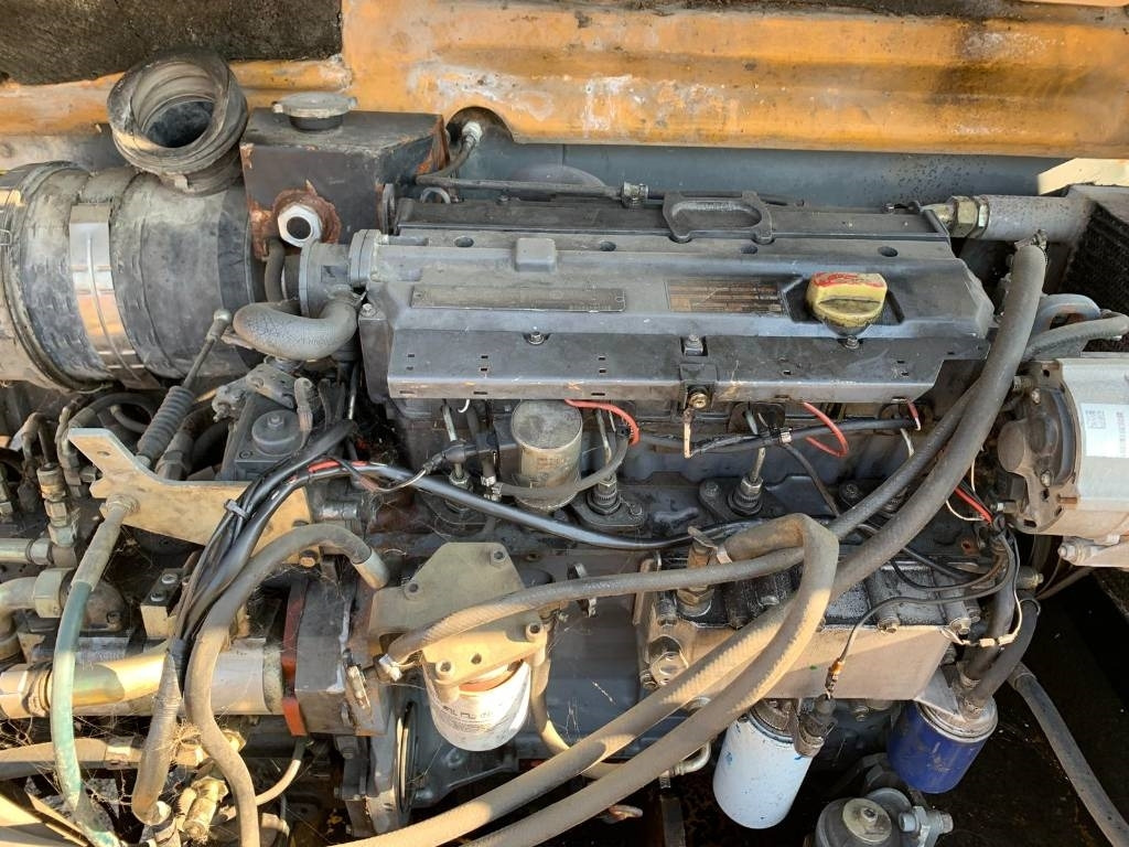 Pelle sur pneus Liebherr A 312: photos 8