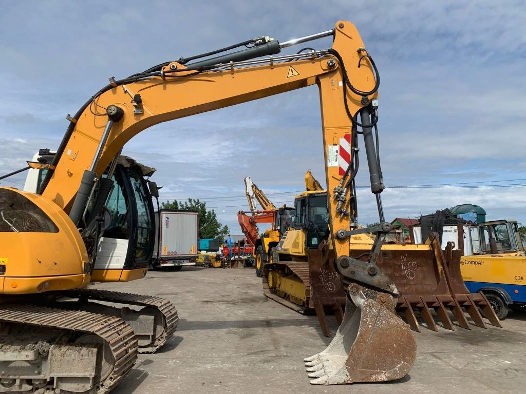 Liebherr R 914 Compact Litronic - Pelle sur pneus: photos 5 Liebherr R 914 Compact Litronic - Pelle sur pneus: photos 5