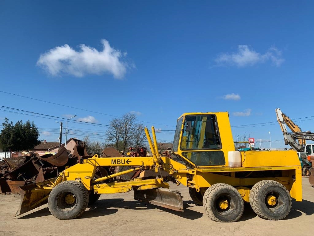 Niveleuse MBU G130A: photos 9 Niveleuse MBU G130A: photos 9