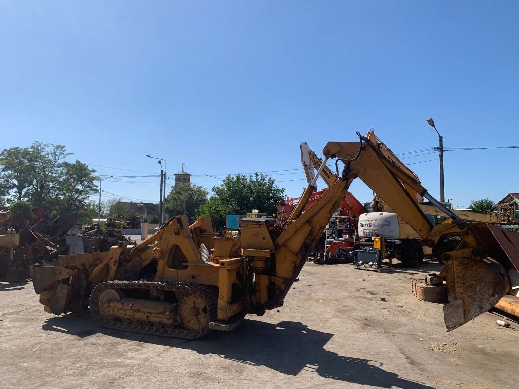 Massey Ferguson MF200  - Tractopelle: photos 4 Massey Ferguson MF200  - Tractopelle: photos 4