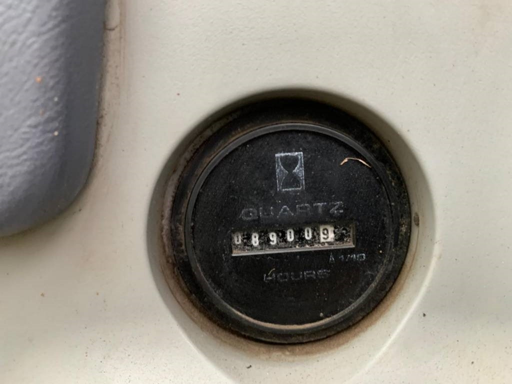 Pelle sur chenille New Holland E 135 SR-1ES RAILWAY: photos 13 Pelle sur chenille New Holland E 135 SR-1ES RAILWAY: photos 13