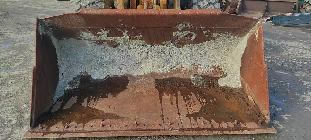 Chargeuse sur pneus New Holland W 130: photos 6 Chargeuse sur pneus New Holland W 130: photos 6