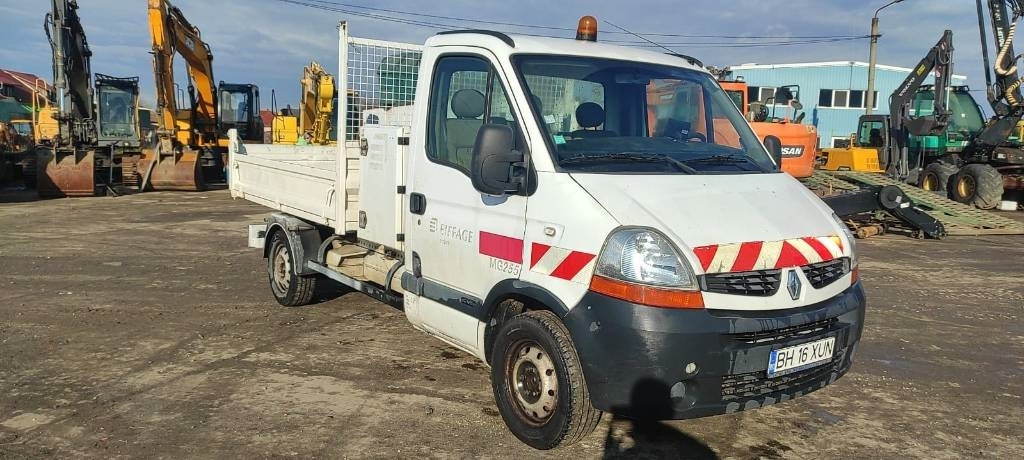 Renault Master 120 - Camion benne: photos 1 Renault Master 120 - Camion benne: photos 1