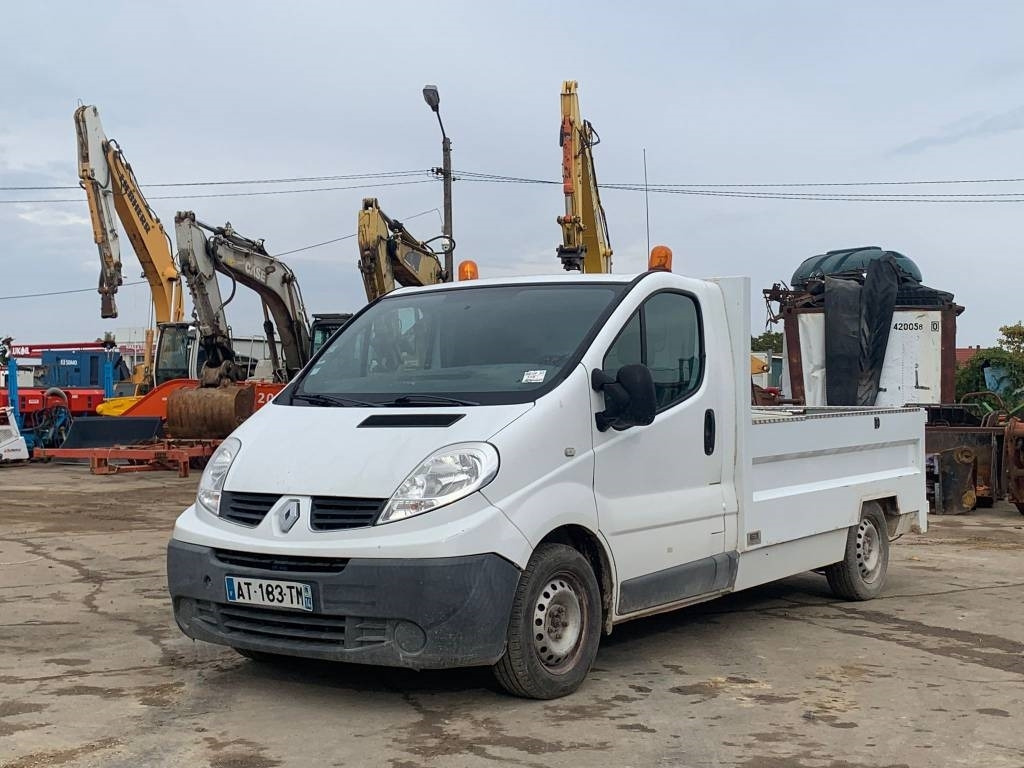 Renault Trafic - Fourgon utilitaire: photos 1 Renault Trafic - Fourgon utilitaire: photos 1