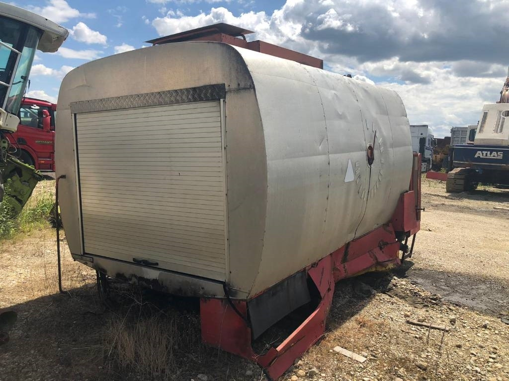 Strassmayr R7500 - Répandeuse: photos 5 Strassmayr R7500 - Répandeuse: photos 5