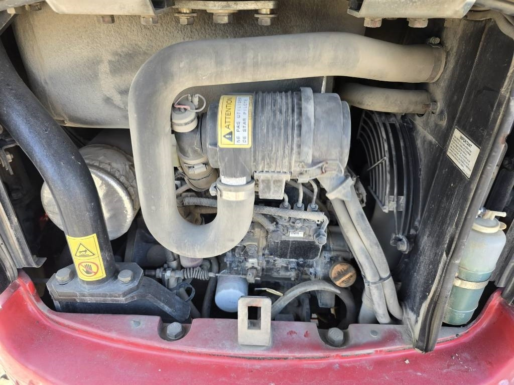 Takeuchi TB 23 R - Mini pelle: photos 3 Takeuchi TB 23 R - Mini pelle: photos 3