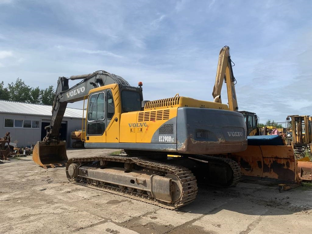 Pelle sur chenille Volvo EC 290 B LC: photos 7