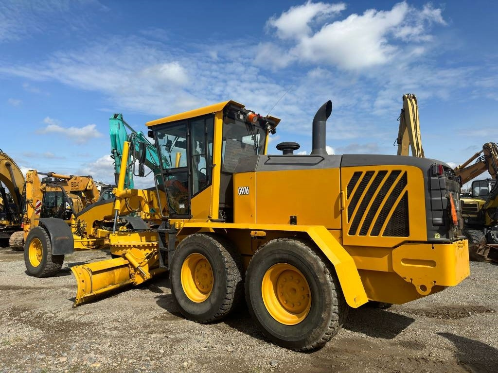 Volvo G 976 - Niveleuse: photos 3 Volvo G 976 - Niveleuse: photos 3
