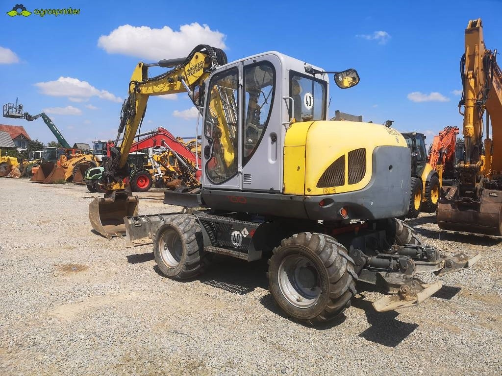 Wacker Neuson EW 100 - Pelle sur pneus: photos 5 Wacker Neuson EW 100 - Pelle sur pneus: photos 5