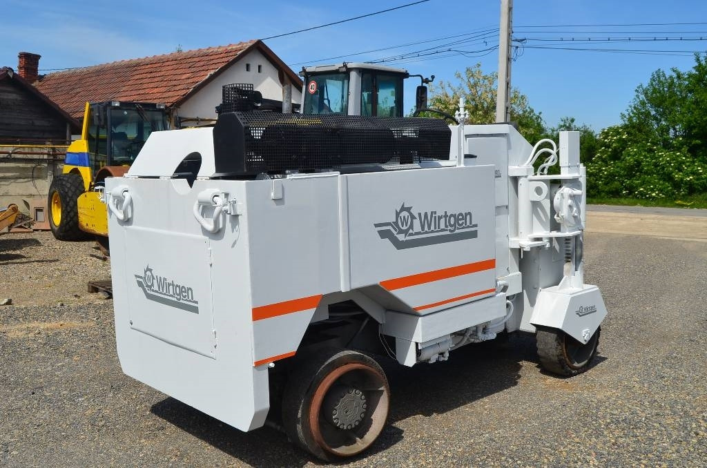 Wirtgen W1000L - Fraiseuse à froid: photos 2 Wirtgen W1000L - Fraiseuse à froid: photos 2