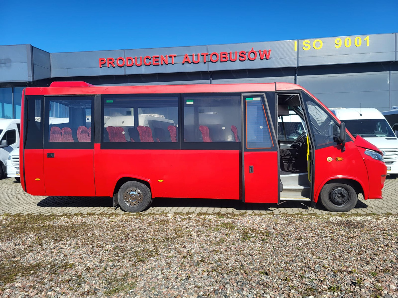 IVECO Daily Kapena- 35 Miejsc - Minibus, Transport de personnes: photos 4 IVECO Daily Kapena- 35 Miejsc - Minibus, Transport de personnes: photos 4