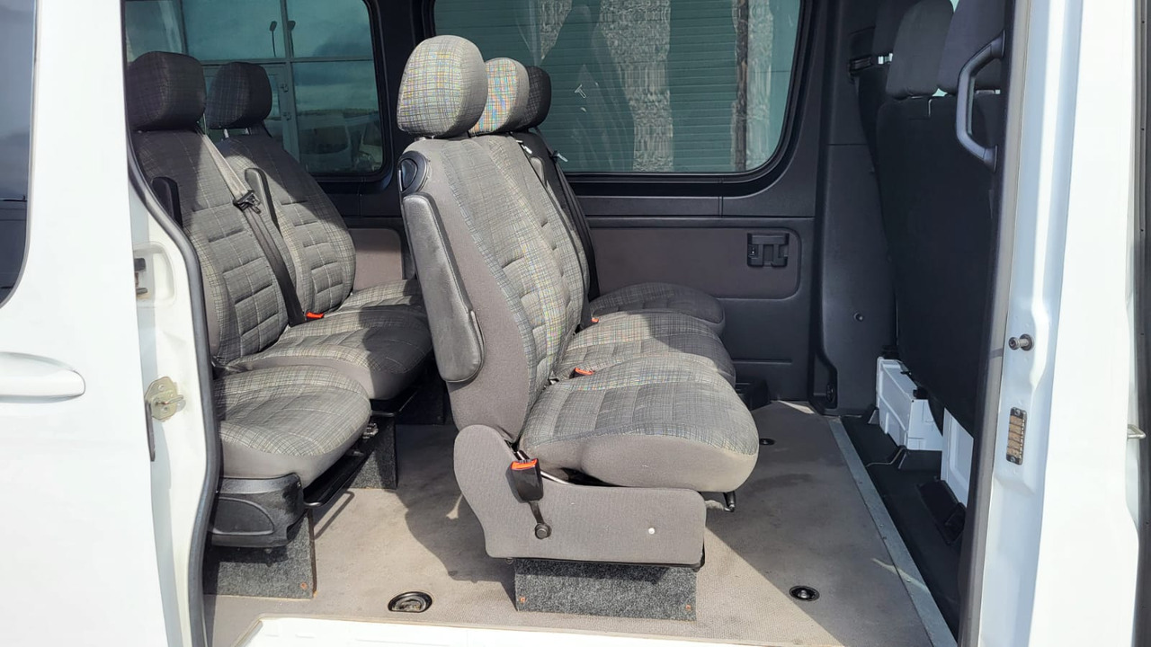 Transport de personnes Mercedes-Benz Sprinter 316 CDI - 8 places: photos 11