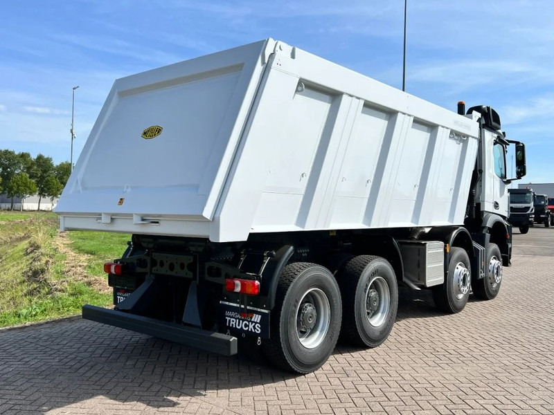 Mercedes-Benz Arocs 4245-K 8x4 Meiller 20m3 Tipper - Euro 3 - NEW - 11 UNITS READY FOR WORK!! - Camion benne: photos 5 Mercedes-Benz Arocs 4245-K 8x4 Meiller 20m3 Tipper - Euro 3 - NEW - 11 UNITS READY FOR WORK!! - Camion benne: photos 5