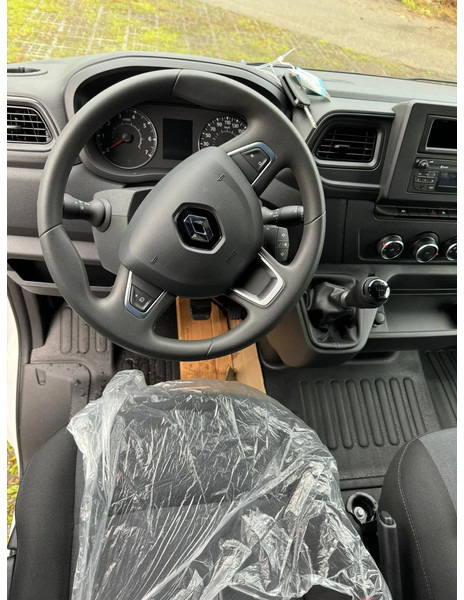 Photo d'intérieur 1: Fourgon utilitaire neuf Renault Master L2H2 2.3D 140 HP - Euro 5 - NEW - 25 UNITS DIRECTLY AVAILABLE!!!
