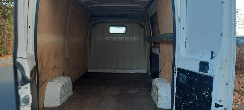 Fourgon utilitaire Fiat Ducato Maxi: photos 10