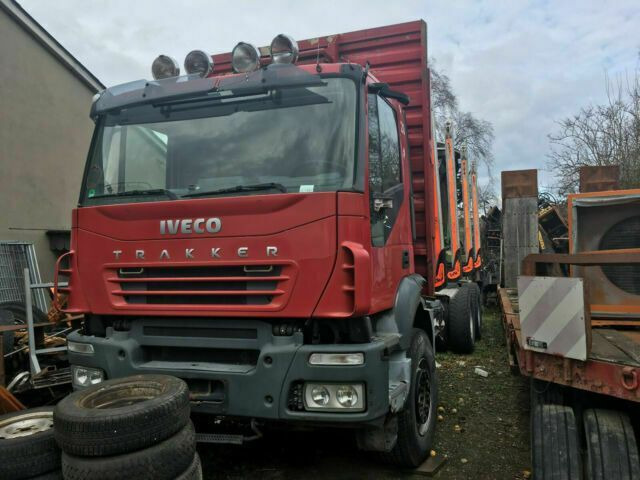 Iveco AD260T450PS 6x4 Blatt Blatt (E:5) - Camion grumier, Camion grue: photos 1 Iveco AD260T450PS 6x4 Blatt Blatt (E:5) - Camion grumier, Camion grue: photos 1