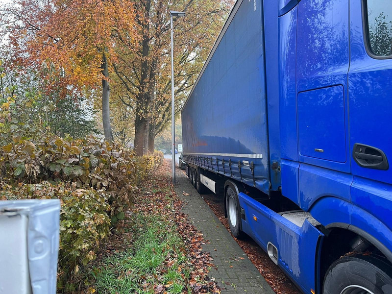 Krone SD Plane Spriegel - Semi-remorque rideaux coulissants: photos 4 Krone SD Plane Spriegel - Semi-remorque rideaux coulissants: photos 4