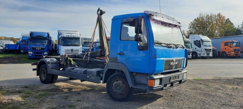 MAN L2000 Abrollkipper - Camion ampliroll: photos 4 MAN L2000 Abrollkipper - Camion ampliroll: photos 4