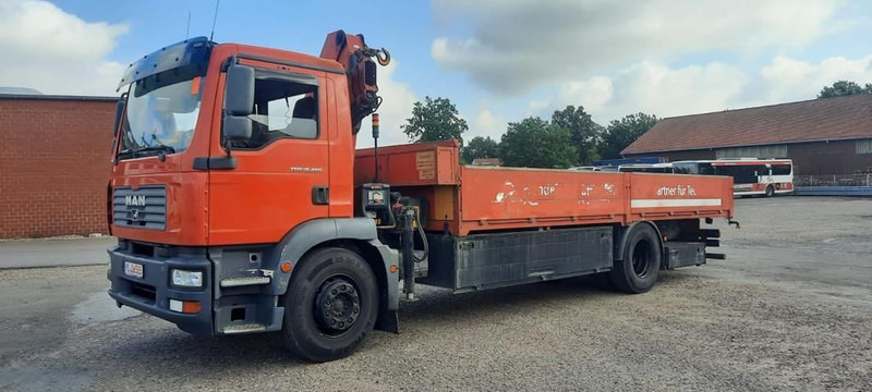 Camion plateau, Camion grue MAN TG-M18.280PS Hiab 111B-2 mit Funk: photos 11