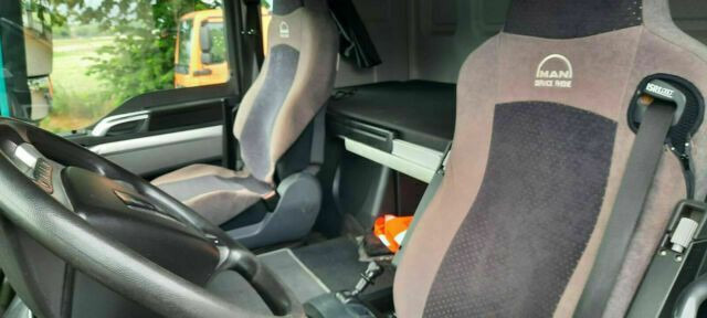 MAN TGS 18.440 Abroller mit Funk +Kran vor en leasing occasion MAN TGS 18.440 Abroller mit Funk +Kran vor: photos 11 MAN TGS 18.440 Abroller mit Funk +Kran vor en leasing occasion MAN TGS 18.440 Abroller mit Funk +Kran vor: photos 11