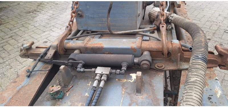 MARREL Aufbau Hakenabroller Marrel für 3Achser - Ampliroll/ Multibenne système: photos 4 MARREL Aufbau Hakenabroller Marrel für 3Achser - Ampliroll/ Multibenne système: photos 4