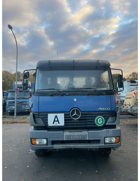 Mercedes-Benz 1828 Absetzkipper - Camion multibenne: photos 3 Mercedes-Benz 1828 Absetzkipper - Camion multibenne: photos 3