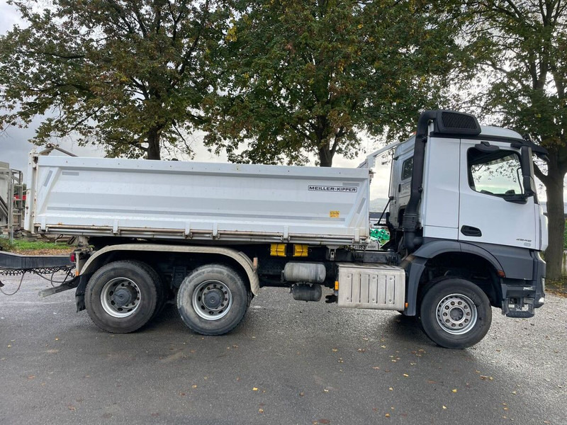 Mercedes-Benz 2648 3348 - Camion benne: photos 3 Mercedes-Benz 2648 3348 - Camion benne: photos 3