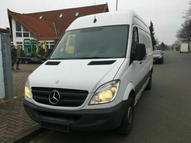 Mercedes-Benz 300-serie 313 cdi Sprinter German Truck - Fourgon utilitaire: photos 2 Mercedes-Benz 300-serie 313 cdi Sprinter German Truck - Fourgon utilitaire: photos 2