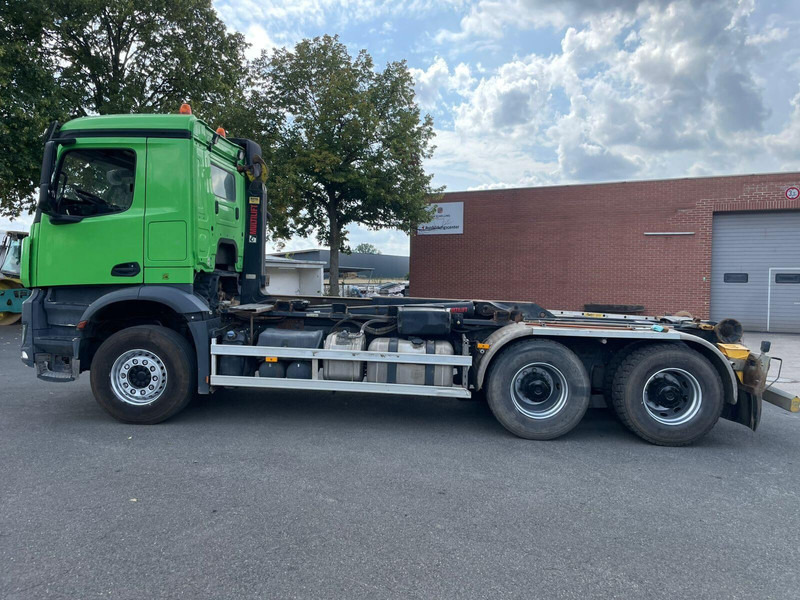 Mercedes-Benz Arocs 2643 - Camion ampliroll: photos 5 Mercedes-Benz Arocs 2643 - Camion ampliroll: photos 5