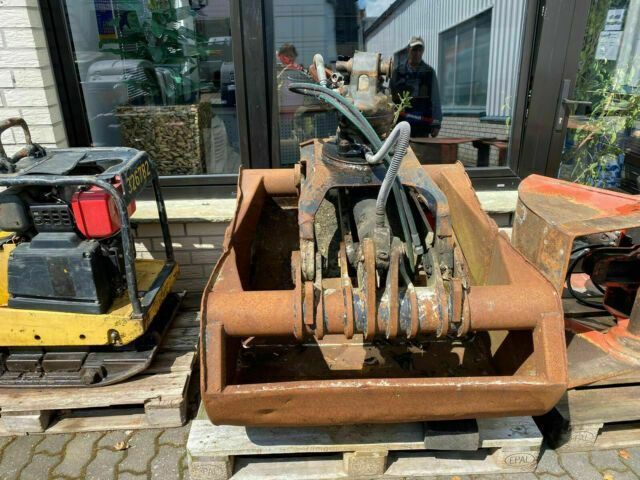 Palfinger Schalengreifer - Benne preneuse: photos 1 Palfinger Schalengreifer - Benne preneuse: photos 1