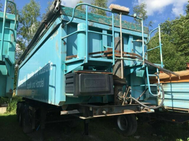 Reisch SKI 24 32 Kubik Mulde German Fahrzeug - Semi-remorque benne: photos 1 Reisch SKI 24 32 Kubik Mulde German Fahrzeug - Semi-remorque benne: photos 1