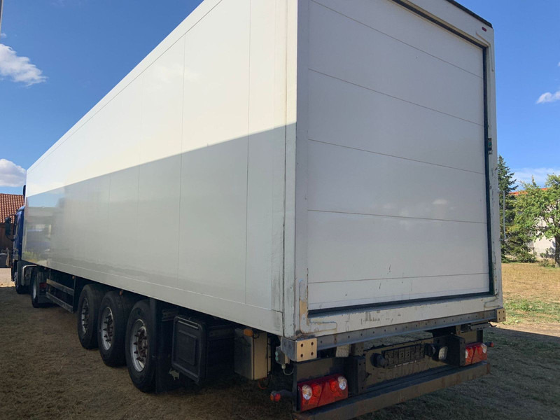 Schmitz Cargobull SKO 24 Tiefkühler 3Achser SAF - Semi-remorque frigorifique: photos 1 Schmitz Cargobull SKO 24 Tiefkühler 3Achser SAF - Semi-remorque frigorifique: photos 1